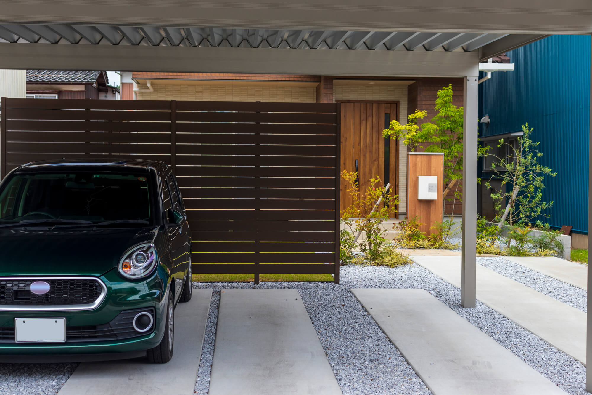 2台分のコンクリート駐車場の工事費用を抑えるポイント